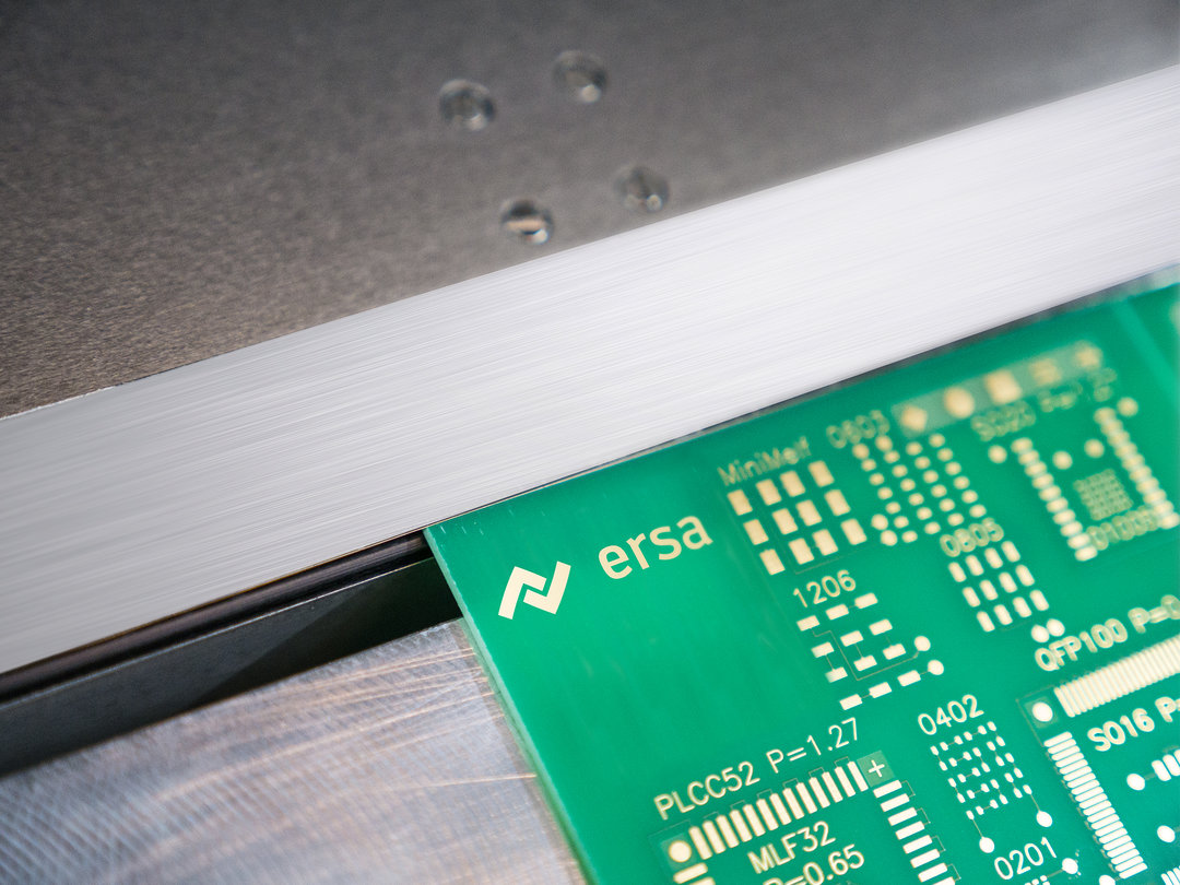 Substrate handling and parallel process Substrate handling and parallel process