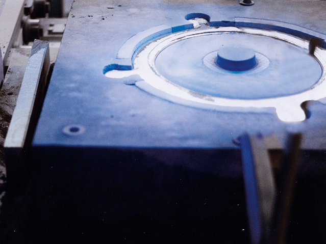 The Kurtz pressure control guarantees a uniform filling of the mold Pressure control to control the rate of rise