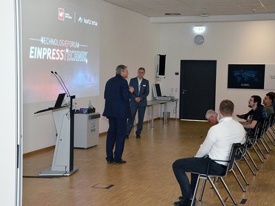 Ersa General Sales Manager Rainer Krauss (left) and Dr. Klaus Wittig from Würth Elektronik ICS during the welcome to the first joint technology forum on press-fit technology in Wertheim, Germany