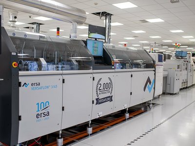 Fits seamlessly into the Flex electronics production in Zalaegerszeg: the anniversary machine VERSAFLOW 3/45, which is already the 26th Ersa selective soldering machine at the Hungarian site; Photo: Flex Ltd.