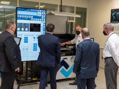 Part of the Technology Forum: Live machine demos, e.g. on the VERSAPRINT 2 stencil printer, which combines 100% inspection with maximum efficiency Part of the Technology Forum: Live machine demos, e.g. on the VERSAPRINT 2 stencil printer, which combines 100% inspection with maximum efficiency